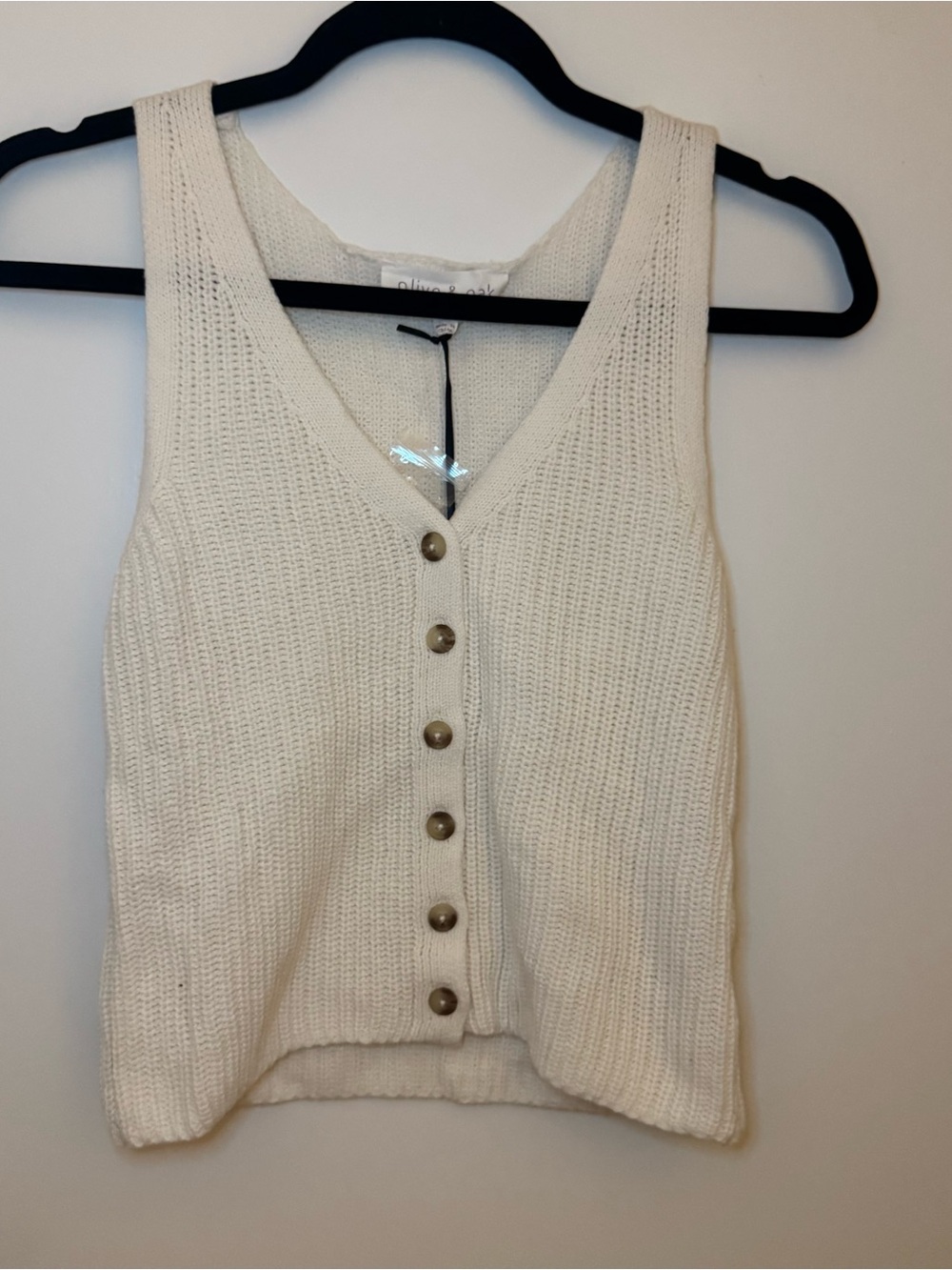 Brand New with Tags Olive & Oak White Knit Lightweight Vest